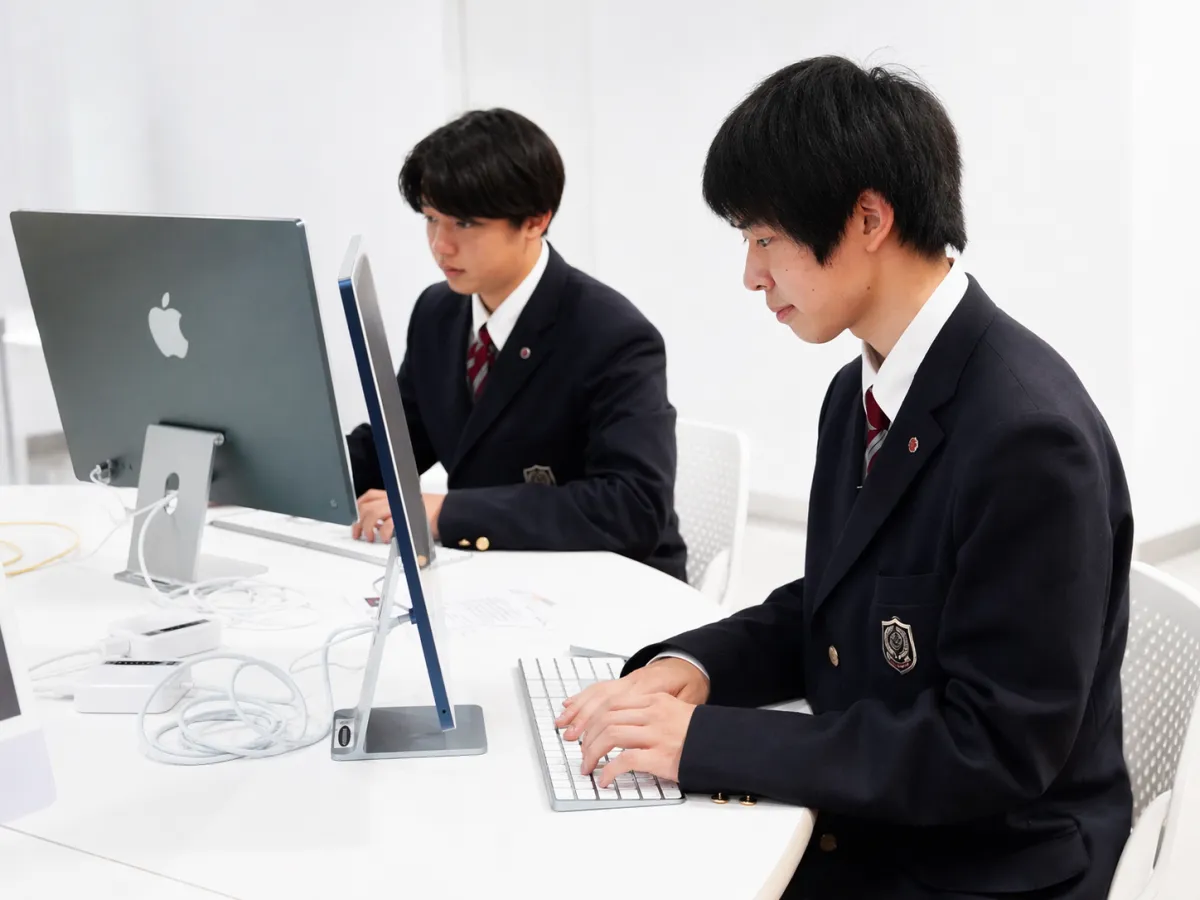 コンピュータ部の活動風景