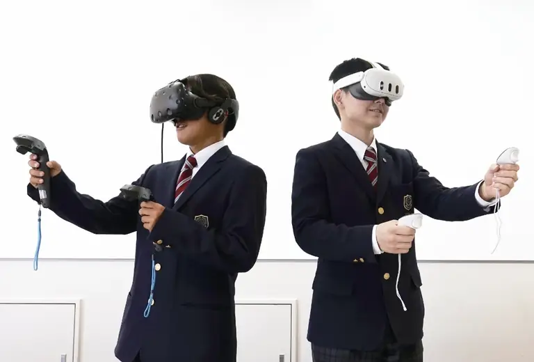 千葉学芸高等学校 情報コースのVR実習