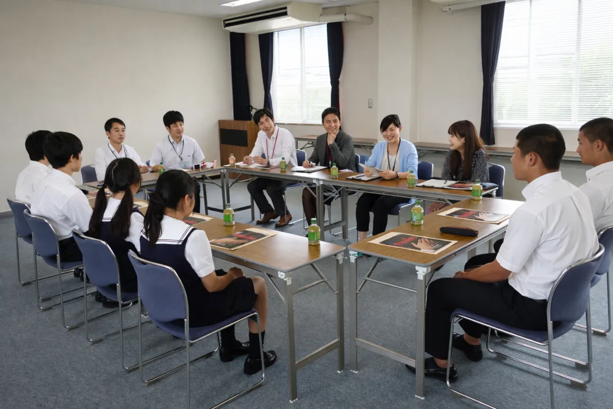 千葉学芸高等学校 公務員コースの市役所実習