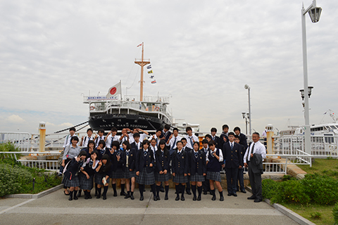 第１学年社会見学（横浜）